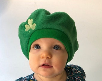St. Patricks Day Hat, Can Personalize, Green Fleece Stretchy French Beret, Machine Embroidered Shamrock Hat, Baby Shower Gift, Newborn Hat