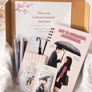 Koreansk dramajournal för 120 dramer | Presentset med anteckningsblock för recensioner av koreanska draman