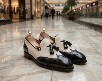 Mocasines bicolor con borlas para hombre – Zapatos de vestir de charol blanco y negro – Calzado formal para bodas