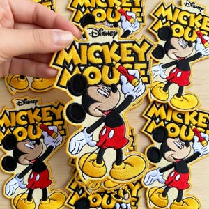 Disney Musse Pigg Broderad Tygmärke, Musse Pigg Stryk-på Tygmärke, Disney Figur Tygmärke, Jacka Ryggsäck Gåva bild 1