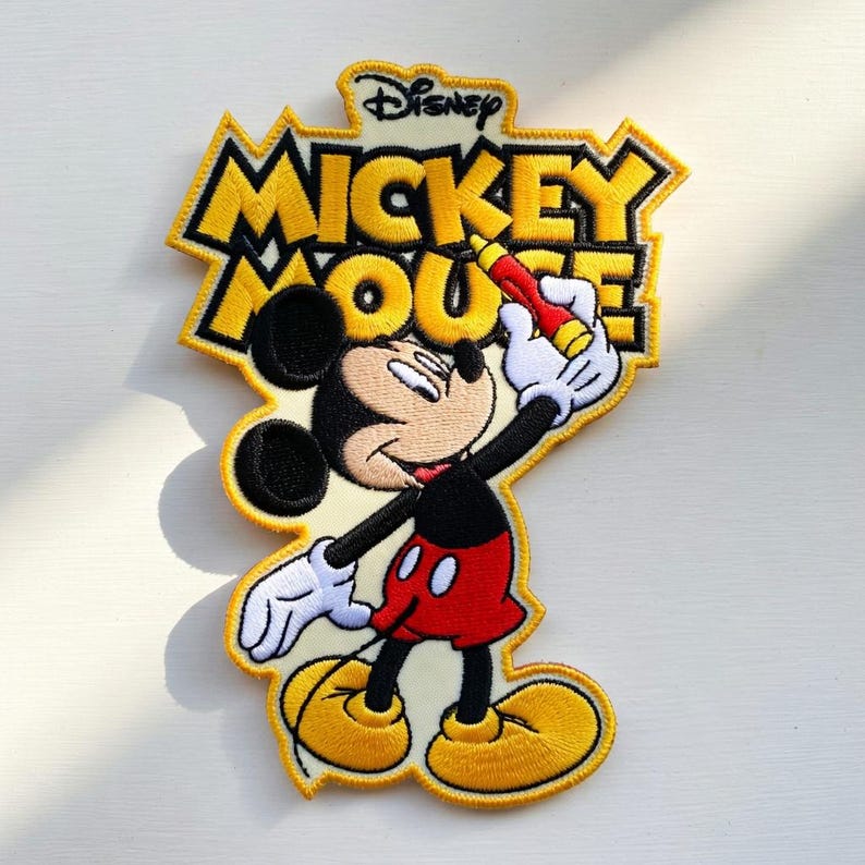 Disney Musse Pigg Broderad Tygmärke, Musse Pigg Stryk-på Tygmärke, Disney Figur Tygmärke, Jacka Ryggsäck Gåva bild 2