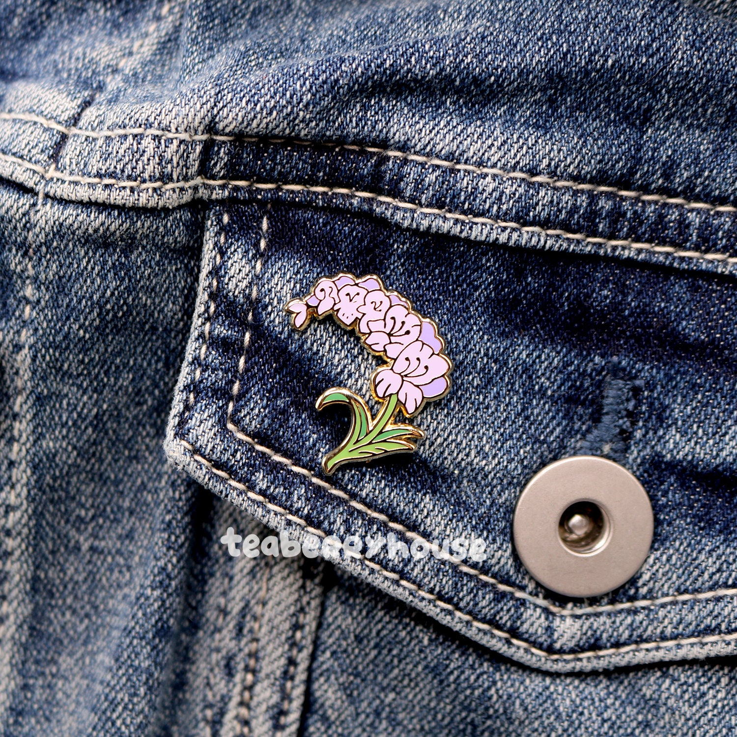 Talador Orchid | World of Warcraft | Fanart herbalism | mini board filler | hard enamel pin