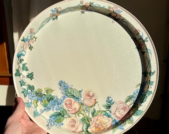 Vintage 1991 Roses Potpourri Press Metall Serviertablett, Christina Ladas. Hergestellt Japan. 35 cm