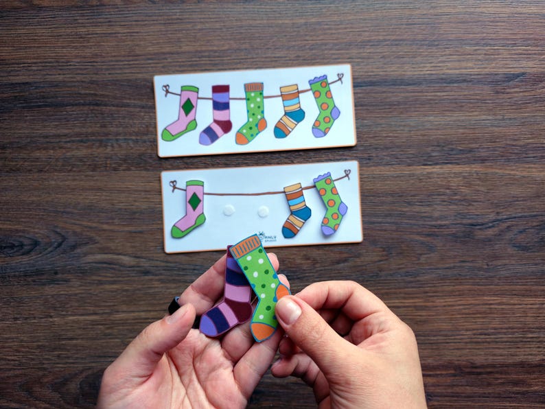 Pattern Matching Printable - Sock Matching Activity, Toddler Learning ...