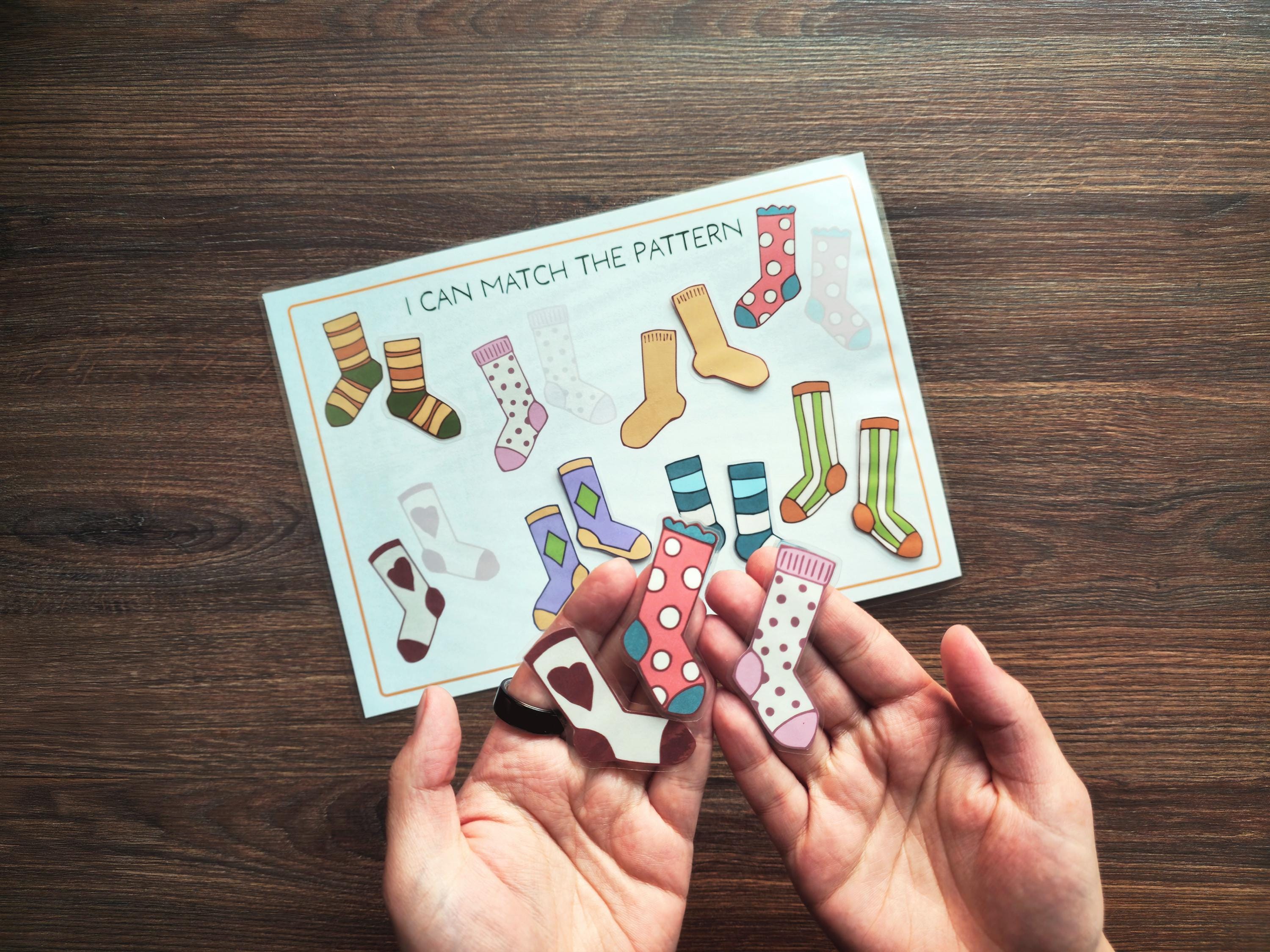 Sock Pattern Matching Game - Printable Color Recognition Activity for ...