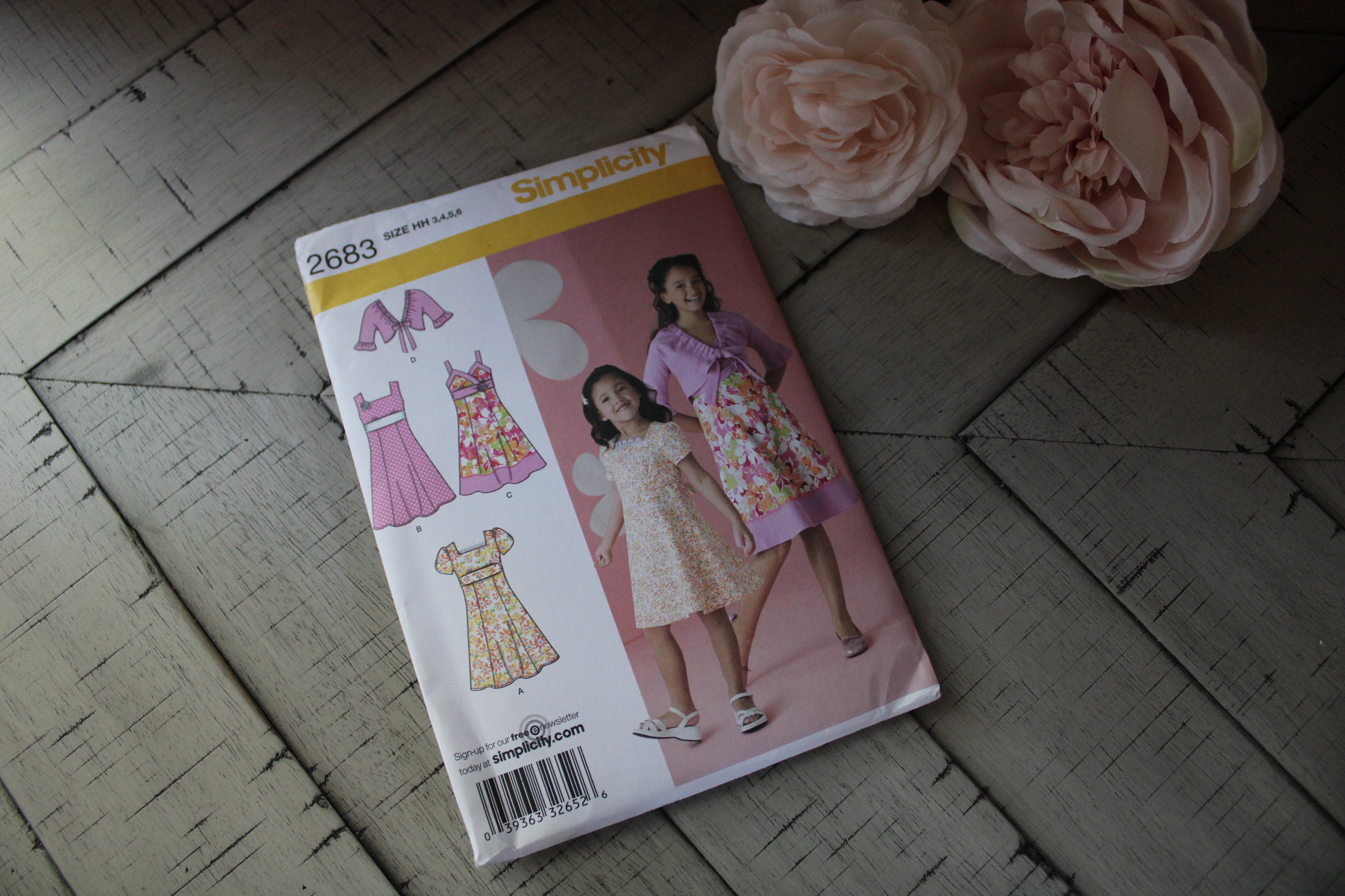 Simplicity Pattern 2683 Uncut w instructions Girl/'s Size 3-5 Dress and Jacket Pattern 3 Different dress styles Please Click on Drop Downs