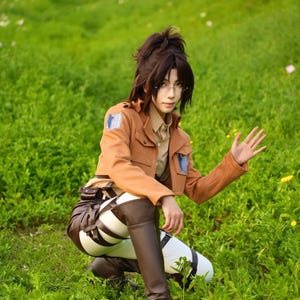 AoT Survey Corps Mikasa Levi Hange Eren Armin, Cosplay-dräkt, Cosplay-dräkt, Dräkt, Anime, Expo-evenemang