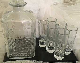 Vintage Decanter and Shot Glasses, wine decanter, shot glasses, barware, cocktail and wine accessories