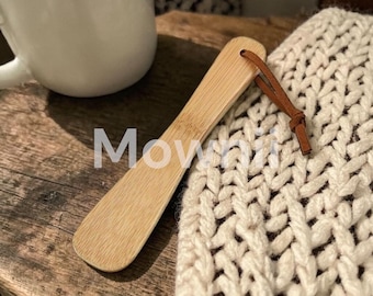 Bamboo Shoe Horn with Long Handle, Arthritis Friendly Shoe Assist, Pregnancy Gift for Her, Easy Reach Shoe Lifter, Natural Home Accessory