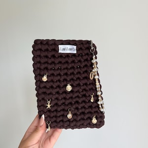 Handmade Chunky Knit Kindle Sleeve – Brown Toned | Protective E-Reader Case