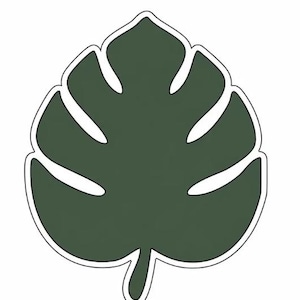 Puede incluir: Una forma de hoja de monstera en color verde bosque oscuro con un contorno blanco definido. La hoja presenta lóbulos profundos y recortes característicos, creando una silueta simétrica que imita la apariencia natural del follaje de una planta.