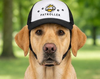 Casquette trucker avec chien | 3 couleurs et 3 tailles | Bonnet de soleil en filet pour animaux de compagnie avec trous pour les oreilles | Protection UV réglable pour chiens