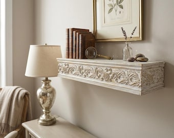 Antieke cottage wandplank zacht wit gesneden zwevende richel huisstijlstuk