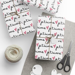 Je t'aime Handwritten Script Wrapping Paper | Valentine Hearts