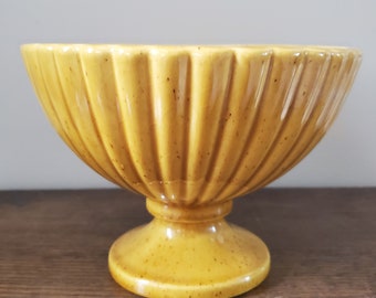 Vintage Haegar Yellow Speckled Planter #3977