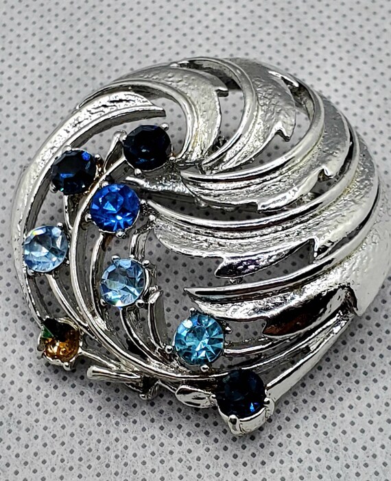 Vintage Coro Blue Rhinestone and Silver Brooch - image 2