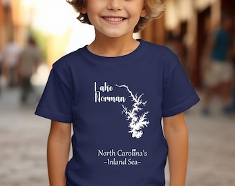 Lago Norman - Camiseta juvenil - Camiseta ultrasuave - Vida en los lagos de Carolina del Norte