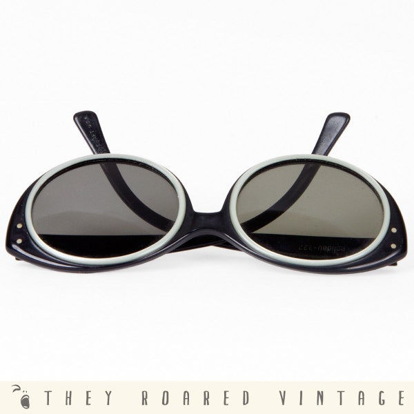 60s Sunglasses Black White Plastic Pinup Cat Eye Vintage