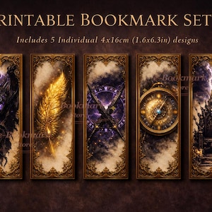 Puede incluir: Conjunto de cinco marcadores imprimibles, cada uno con un diseño único. Los diseños incluyen un dragón, una pluma dorada, una brújula, un reloj y un trono. Cada marcador mide 4x16cm y presenta marcos dorados ornamentados y temas de fantasía.