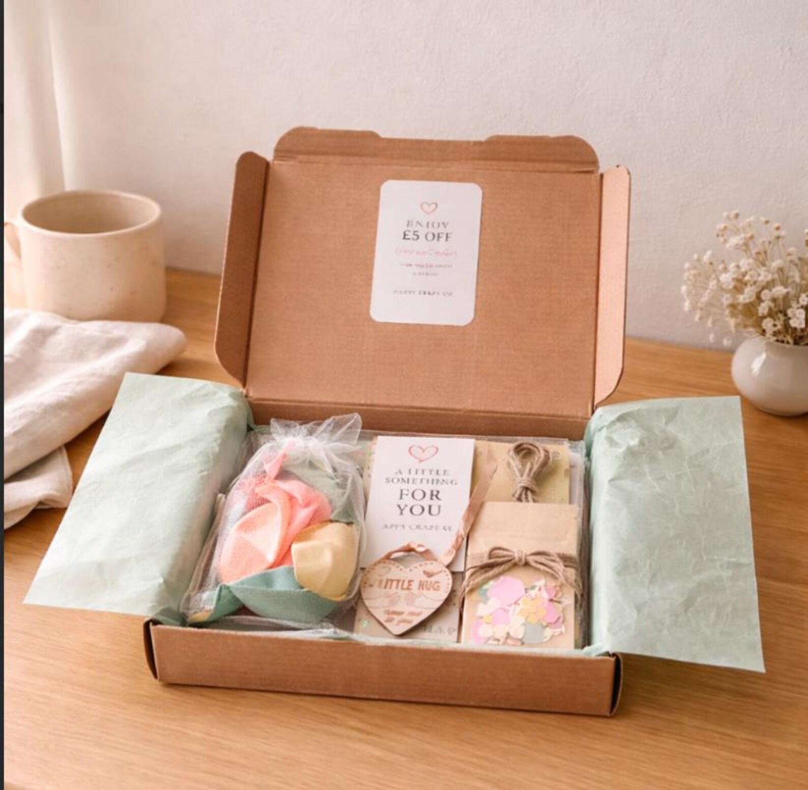 Hulpvebraration Box Signature Celebration Box - Etsy