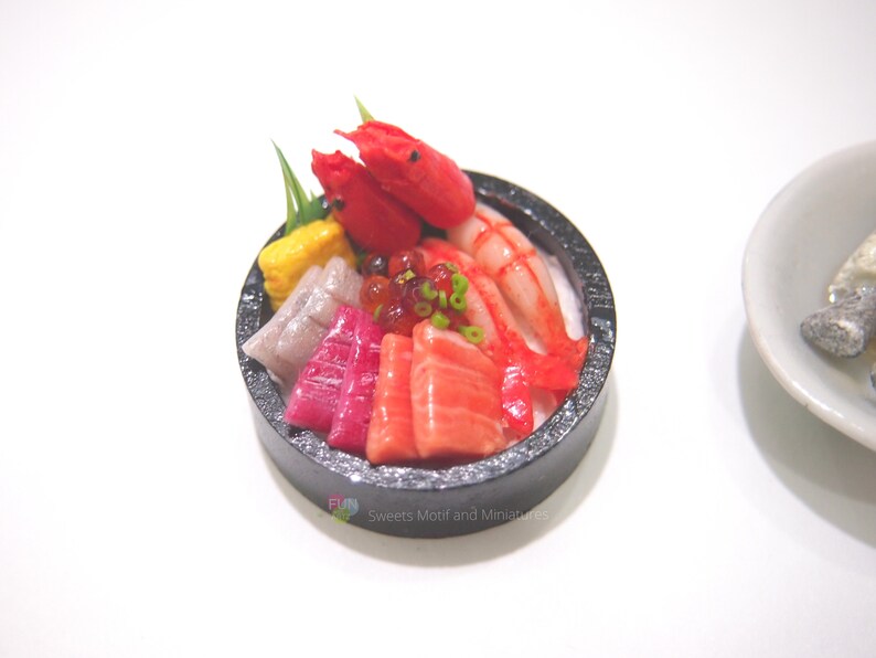 Miniature Food for Dollhouse Chirashi Don/ Sushi Platter / Chirashi Don-Rice