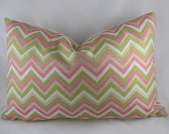 Décoratif rose coussin coussin couverture - Accent oreiller - oreiller Throw - Duralee Blossom - Chevron - zig-zag -, kaki, vert