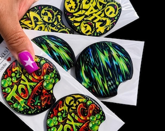 Juego de posavasos para coche con grafitis tóxicos / Accesorios para coche con arte callejero de neón / Posavasos absorbentes para portavasos, posavasos para portavasos de carreras / Smiley