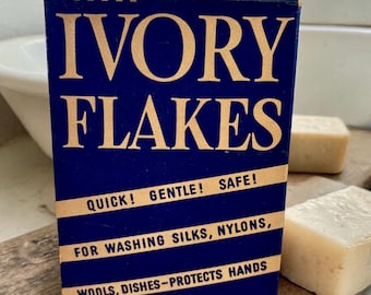 Vintage Unopened Medium Size box of Ivory Flakes
