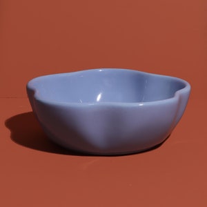 Blue Flower Shaped Dish, Vintage Blue Candy Dish, Blue Scalloped Edge Bowl image 3