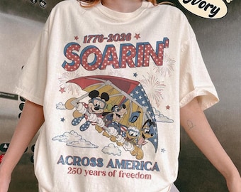 Camiseta Retro Soarin Across America, Camiseta del viaje familiar del 250 aniversario de EE. UU., Regalo de ropa de viaje Comfort Colors 2026 Adventure Crew