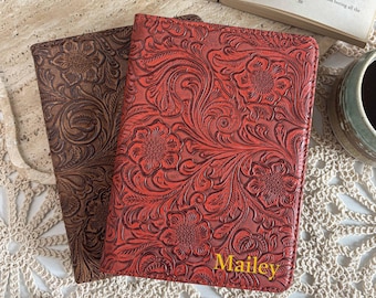 Personalized Embossed Leather Kindle Case, Vintage Floral Tooled Cover for Kindle Paperwhite 12th Gen, Custom Gold Name Book Lover Gift