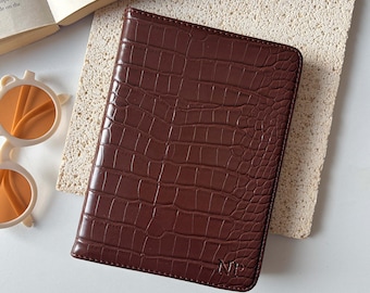Personalized Croc-Embossed Vegan Leather Kindle Case for Paperwhite 12th Gen