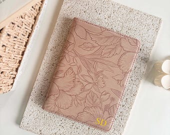 Personalized Blush Floral Kindle Case, Embossed Vegan Leather Cover, Gold Initial E-Reader Folio, Auto Wake Sleep, Gift for Her