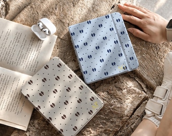 Personalized Blue Floral Kindle Case, Custom Monogram Leather Kindle Cover, Cute Flower Pattern eReader Case