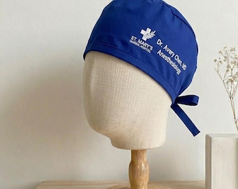 Gorro Quirúrgico con Nombre: Bordado Personalizado para Personal Médico