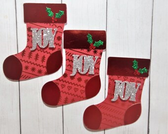 6 die cut stocking laçage large 27x19.5cm accucut couleurs assort noël 6 die cut stocking laçage large 27x19.5cm accucut couleurs assort noël