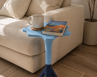 Mesa auxiliar decorativa impresa en 3D, tablero ondulado, mesa auxiliar con pedestal bicolor.