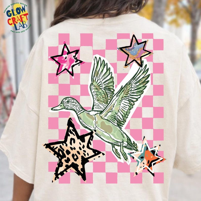 Lucky duck PNG with pink checkered stripes and stars for preppy coastal shirt design
