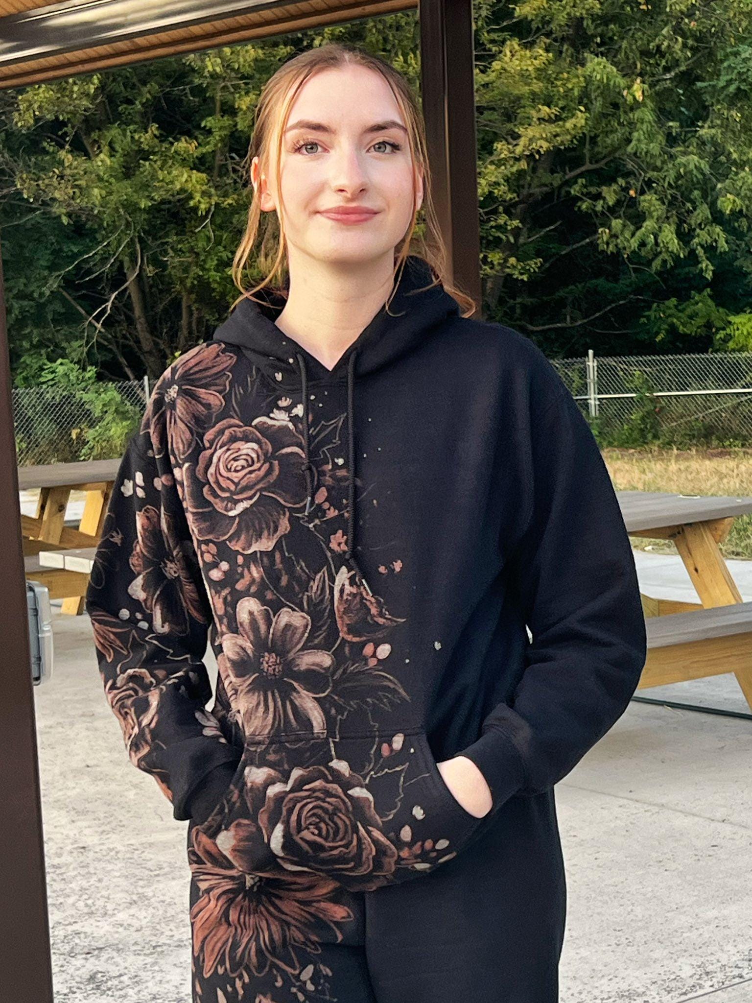 Hand Painted Bleach Floral Sweatsuit Roses & Wildflowers - Etsy