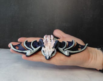 3D Printed  Articulated Bone Bat | Halloween Flexi Fidget Toy | Scary Skeleton Bat Creature | Sensory Toy |