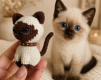 Llavero de gato de ganchillo personalizado, mini peluche de gato siamés, accesorio para bolso con retrato de mascota hecho a mano