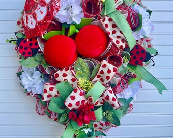 Ladybug Wreath for Front Door, Whimsical Spring Summer Door Decor, Handmade Garden Theme Wreath, Red and White Farmhouse Wreath, Housewarmin