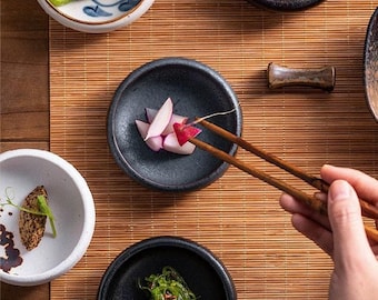 Japanse keramische sausschotelset, rustieke dipschalen, klein bijgerecht, sushiservies