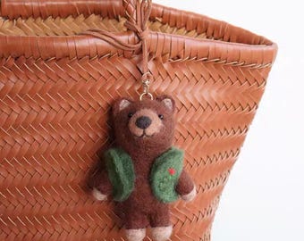 Handmade Felt Bear Keychain, Cute Teddy Bear Bag Charm with Vest or Sweater, Kawaii Animal Pendant, Cozy Gift for Her, Backpack Accessory