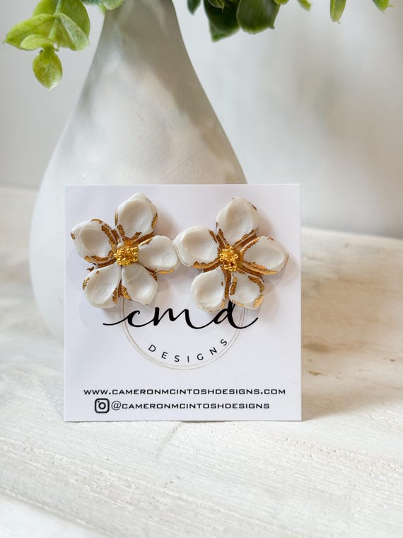 White and Gold Polymer Clay Flower Stud Earrings