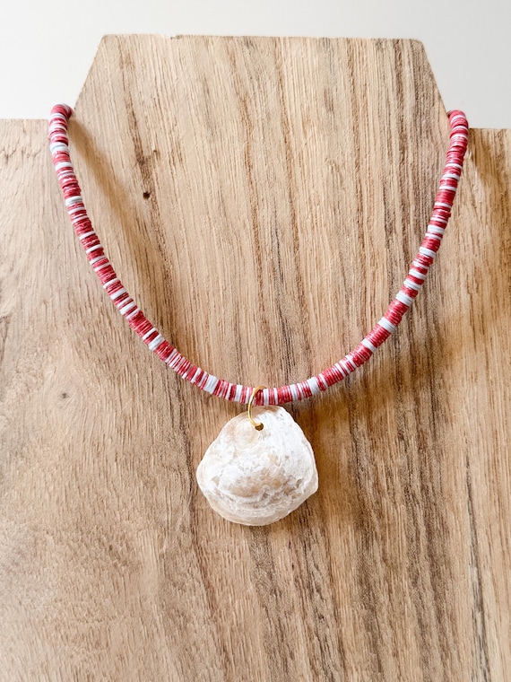 Short Vinyl Disc Bead Necklace with White Shell Pendant | Burnt Red, Orange, White | Layering Summer Necklace