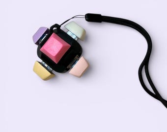 Keyboard Fidget Clicker Keychain, Clicky Cube Toy, ASMR Click Keychain