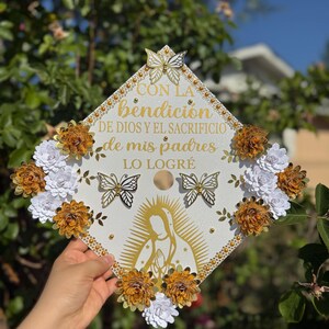 Para Mis Padres Virgen Graduation Topper Mexican Grad Cap Ideas Senior Class of 2026 First Generation  Floral Topper with butterflies Gold
