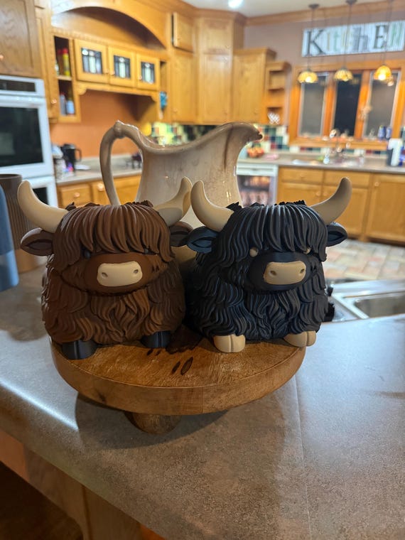 3D Printed Highland Cow Soap Dispenser | Farmhouse Kitchen Bathroom Decor