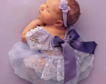Conjunto de pelele para recién nacida con lazo. Atuendo ideal para fotografía de recién nacidas (0-30 días).
